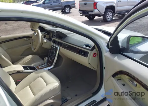 2012 Volvo S80 3.2/3.2 Platinum/3.2 Premier Plus z USA, uszkodzony, nr VIN YV1952AS2C1156571